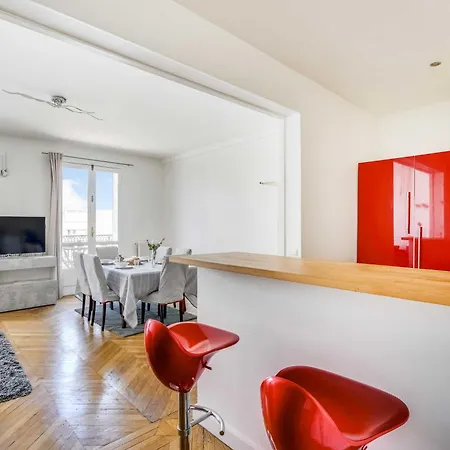 Spacious 1br 4p - Champs-elysees Paris